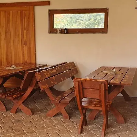 Penzion Dolni Dunajovice بيت ضيافة