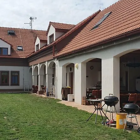 Penzion Dolni Dunajovice *